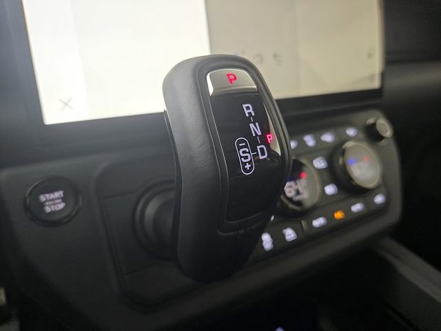 New 2026 Land Rover Defender 110 OCTA image 15