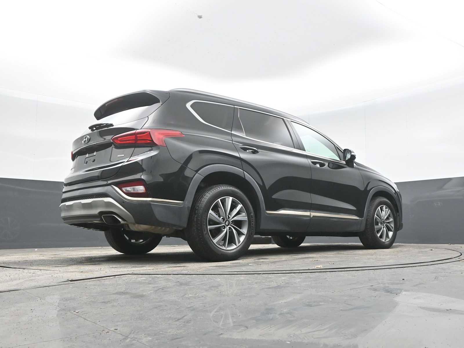 Used 2019 Hyundai Santa Fe Limited image 52