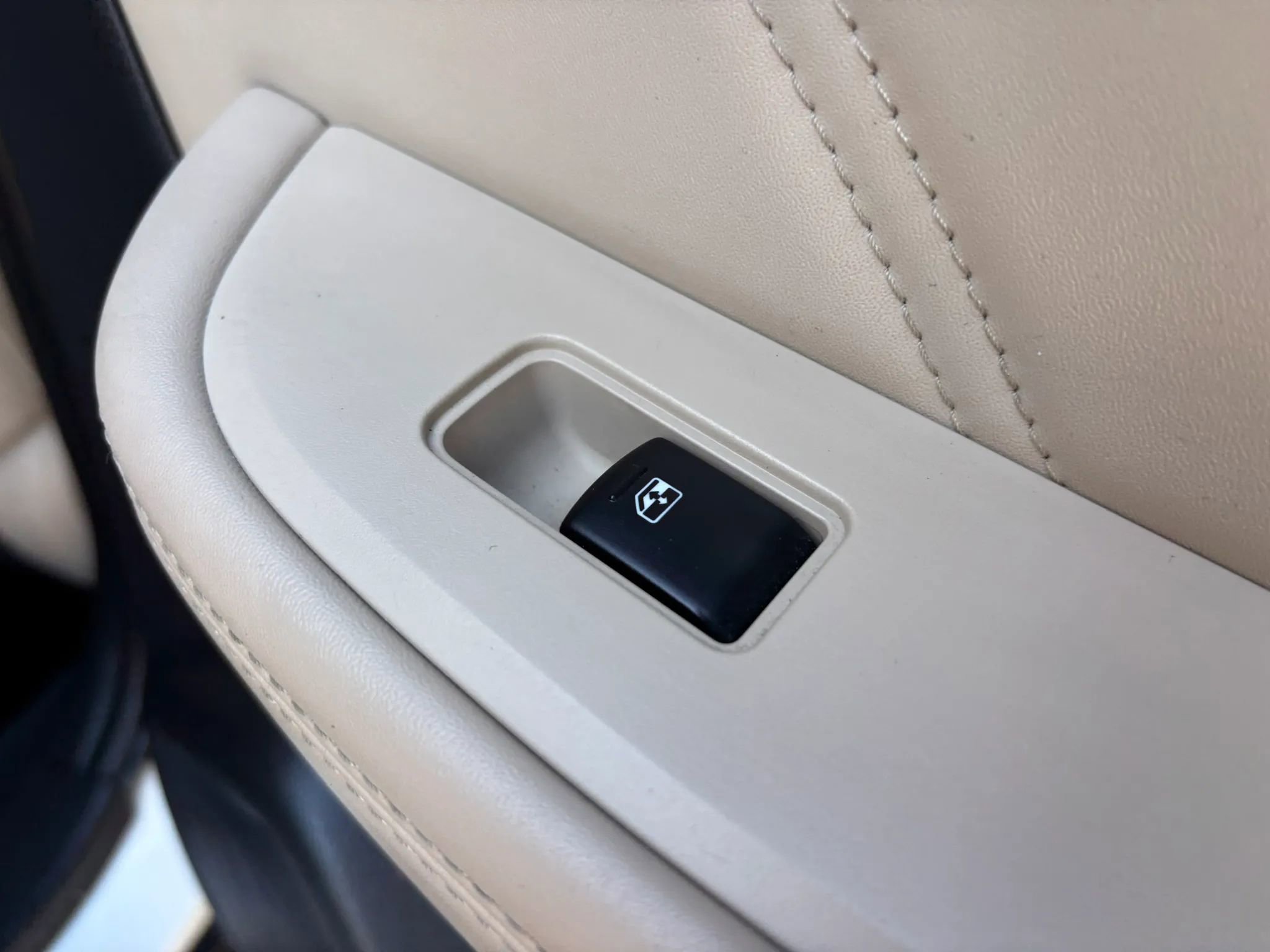 Used 2018 Subaru Outback 2.5i Limited w/ Popular Package #2 AWD/4WD image 59