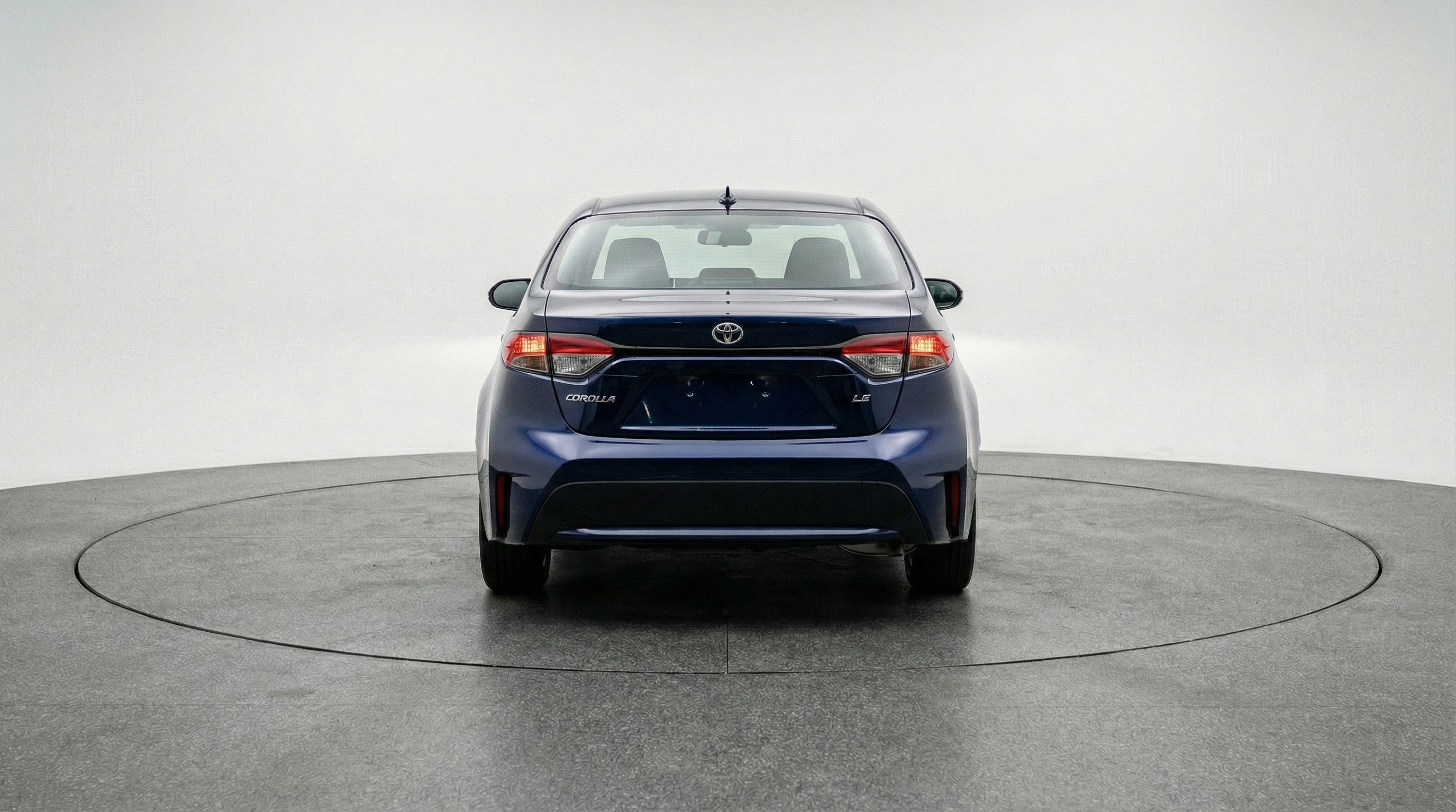 Used 2025 Toyota Corolla LE FWD image 7
