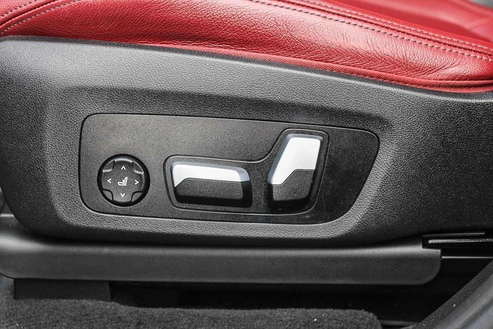 Used 2023 BMW X3 xDrive30i w/ Convenience Package w/ZPA AWD/4WD image 20