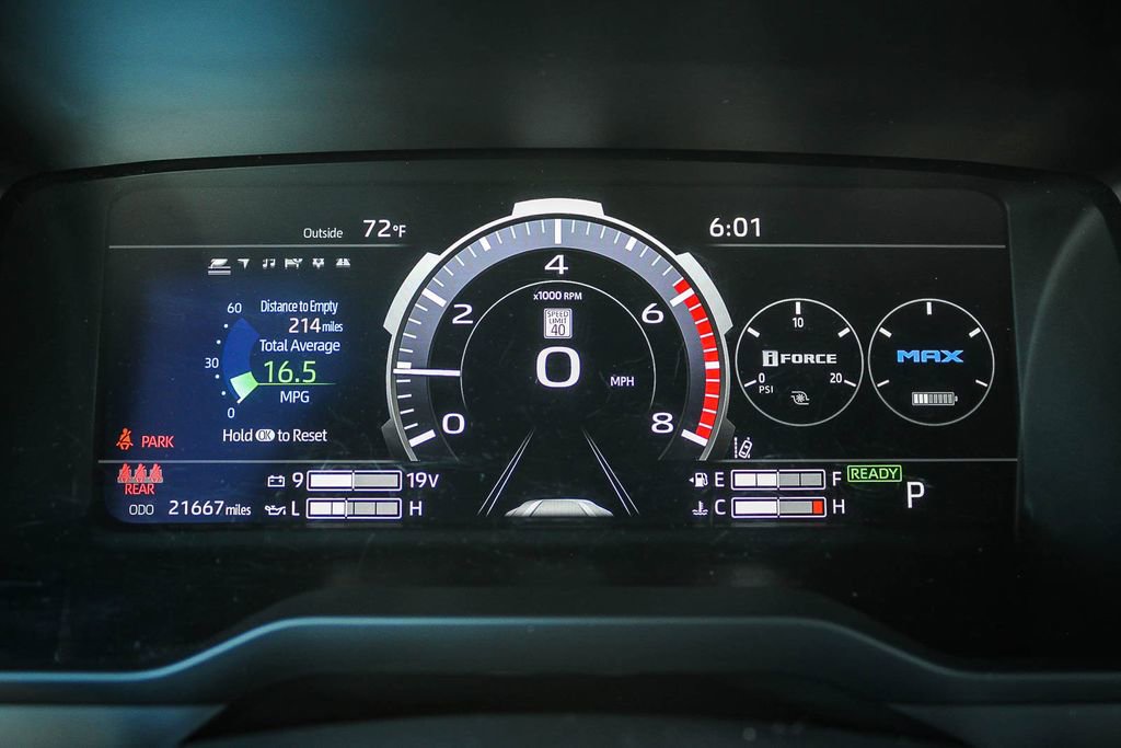 Used 2024 Toyota Tundra Limited AWD/4WD image 28