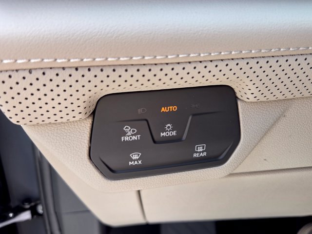 New 2026 Volkswagen Atlas SE FWD image 27
