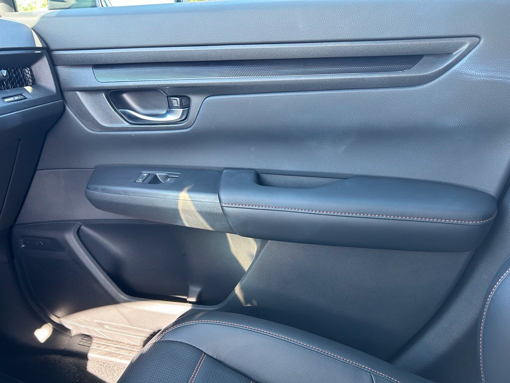Used 2025 Honda CR-V Sport-L image 19