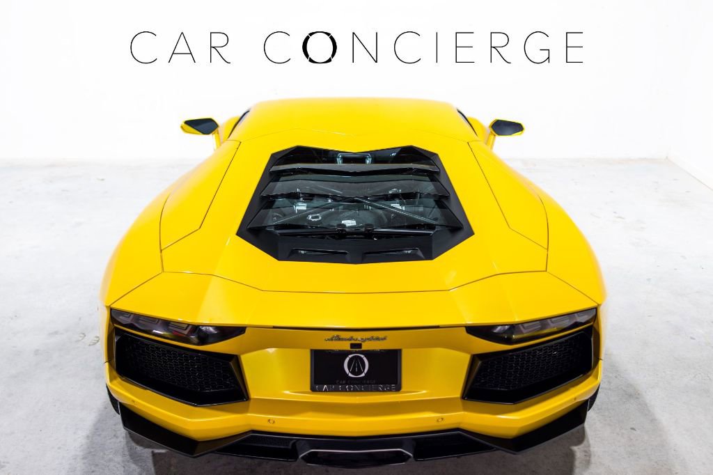Used 2013 Lamborghini Aventador LP 700-4 image 7