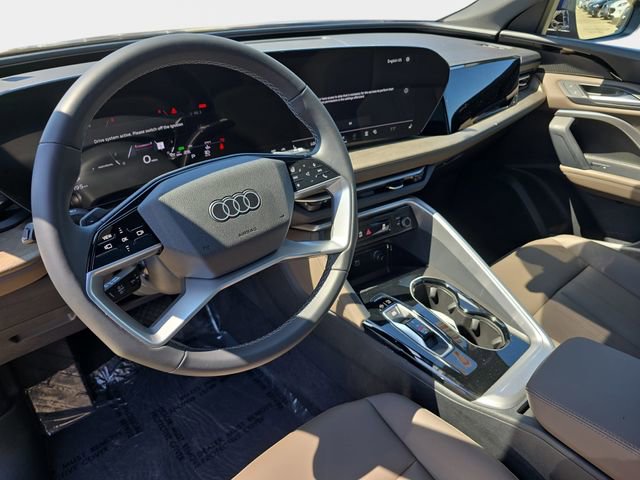 Certified 2025 Audi Q5 Premium w/ Convenience Package AWD/4WD image 16