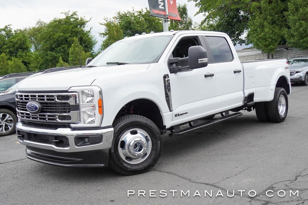 Used 2025 Ford F350 XL w/ XL Chrome Package image 12