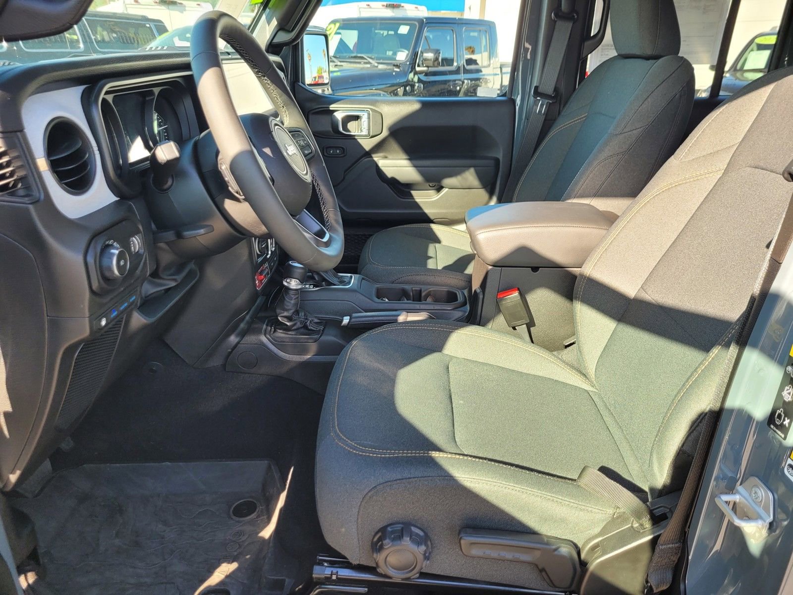 Used 2025 Jeep Wrangler Unlimited Sport S 4xe image 15