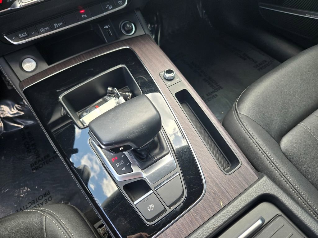Used 2021 Audi Q5 2.0T Premium Plus w/ Premium Plus Package AWD/4WD image 15