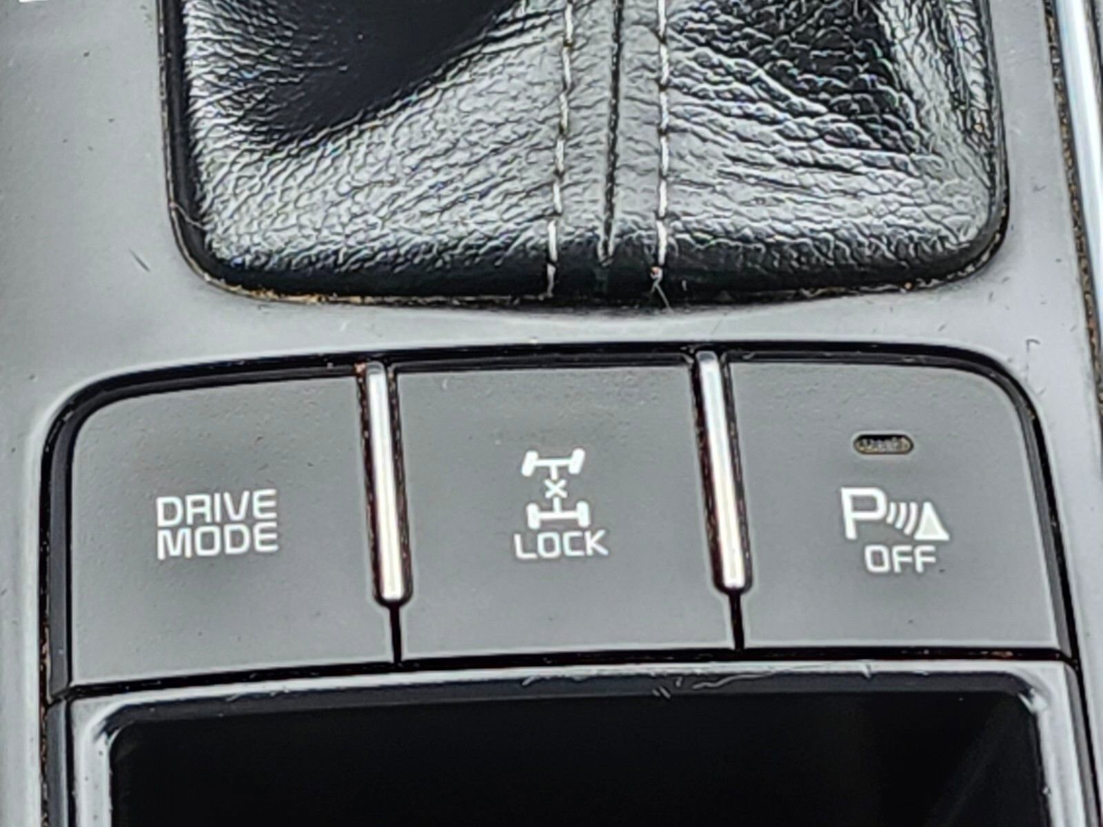 Used 2017 Kia Sorento EX AWD/4WD image 23