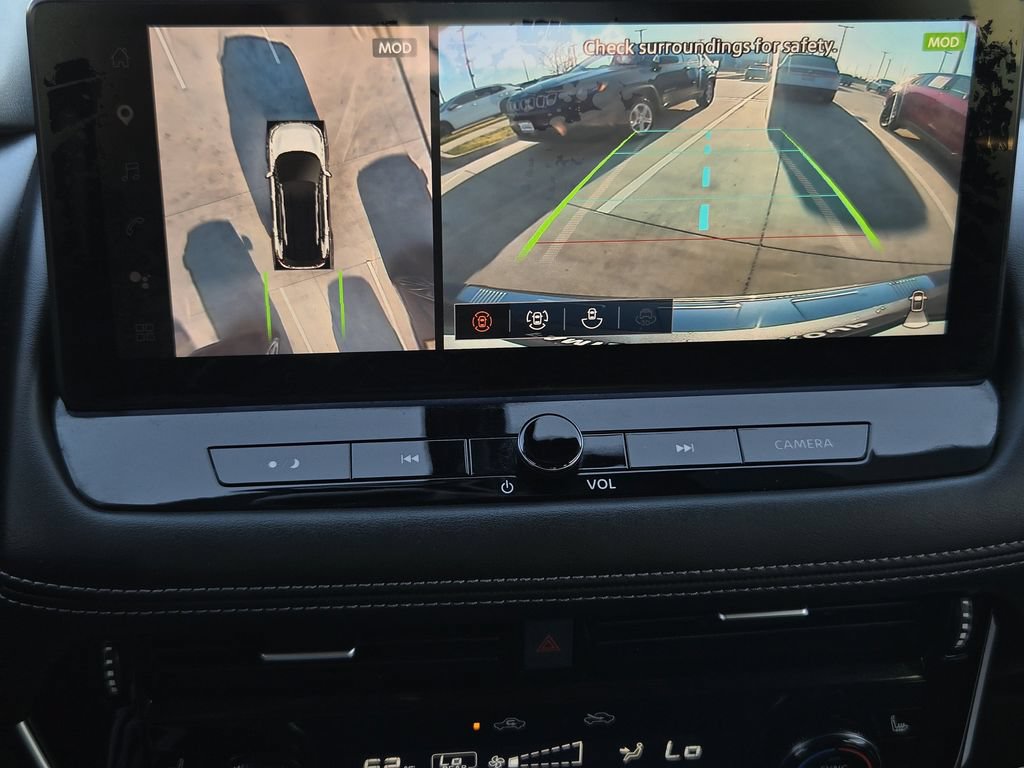 Used 2025 Nissan Rogue SL w/ SL Premium Package FWD image 16