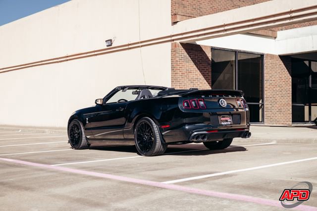 Used 2013 Ford Mustang Shelby GT500 RWD image 44