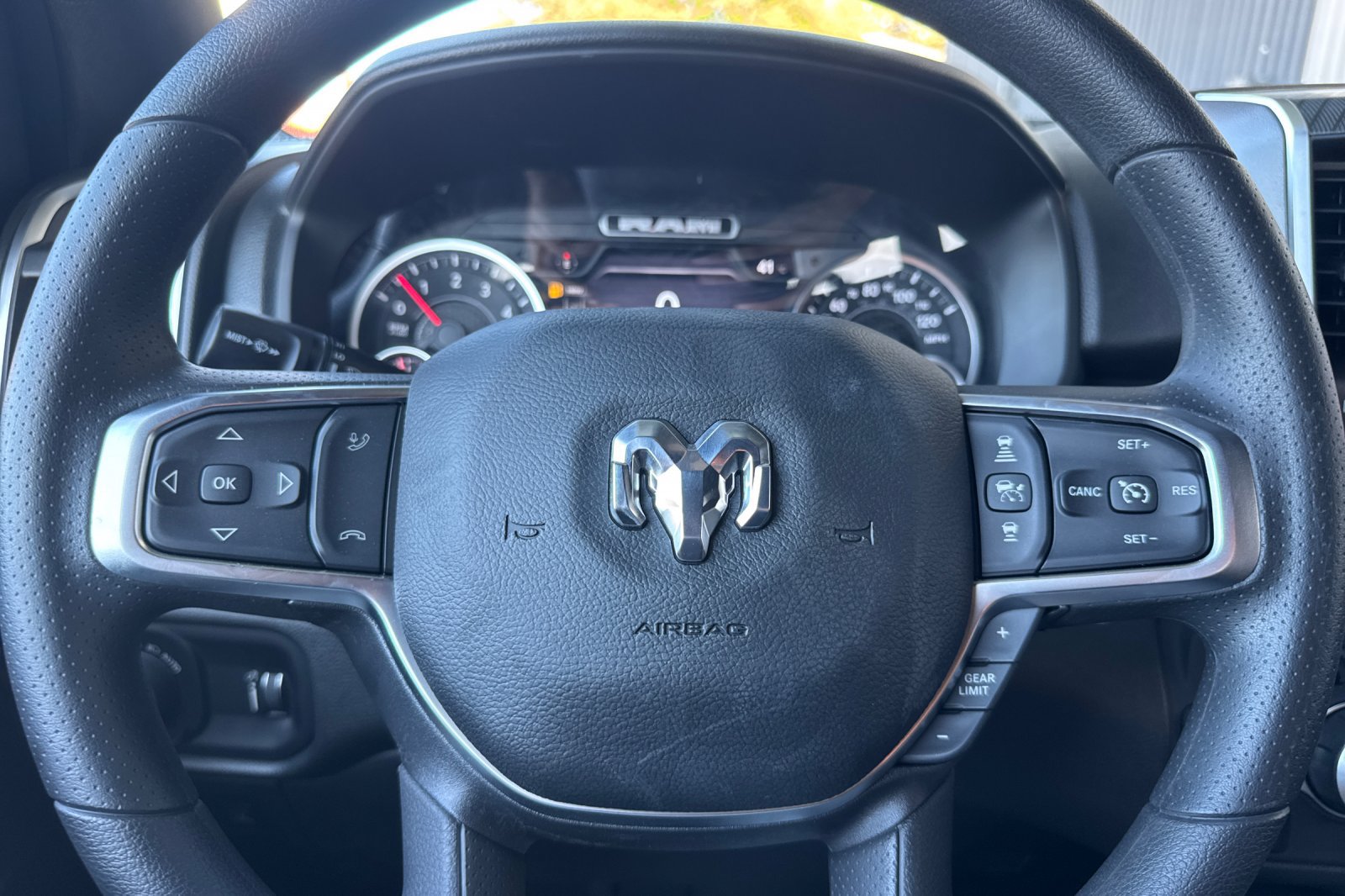 New 2026 RAM 1500 Express AWD/4WD image 21