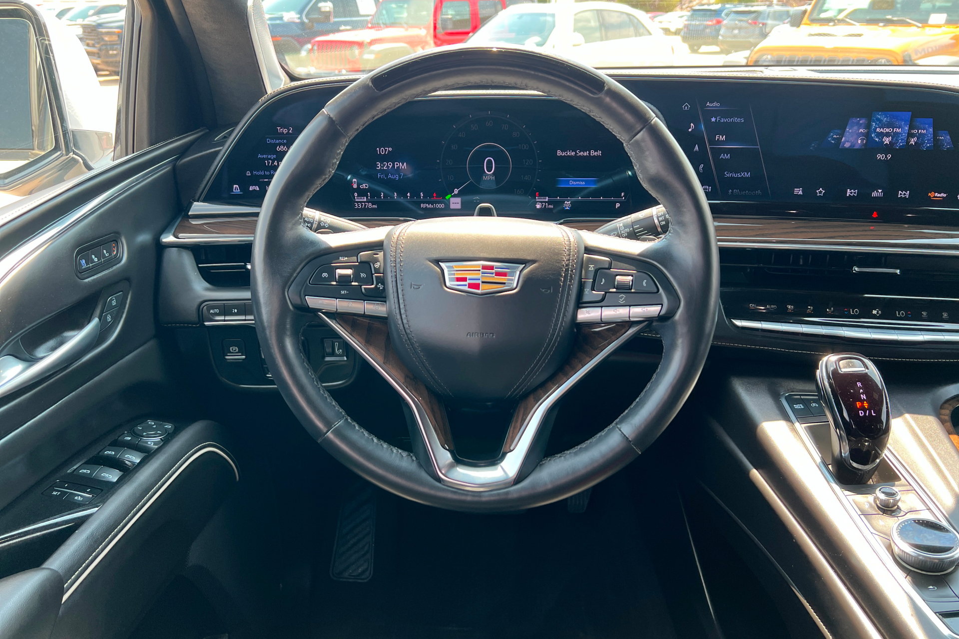 Used 2024 Cadillac Escalade Sport Platinum w/ LPO, ONYX Package AWD/4WD image 13
