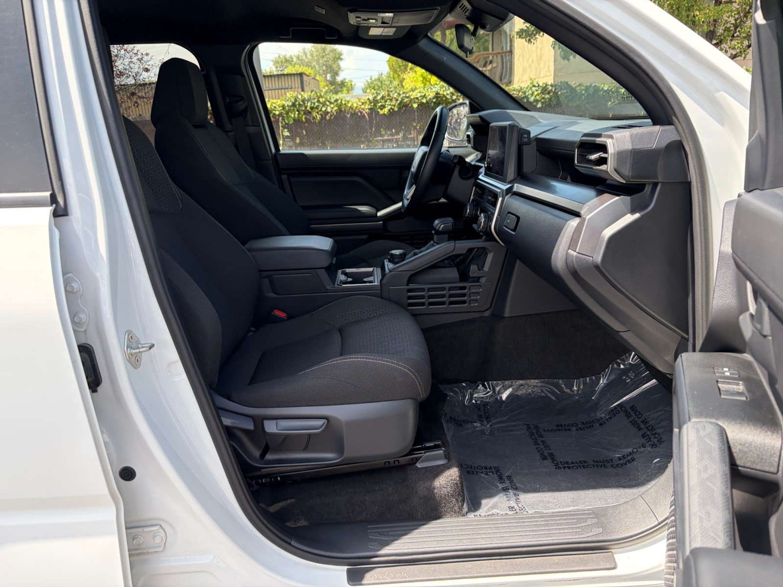 Certified 2025 Toyota 4Runner SR5 AWD/4WD image 29