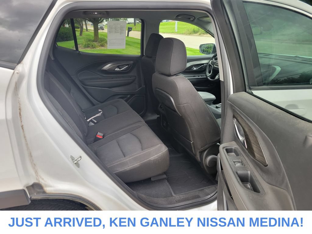 Used 2024 GMC Terrain SLE w/ Driver Convenience Package AWD/4WD image 18