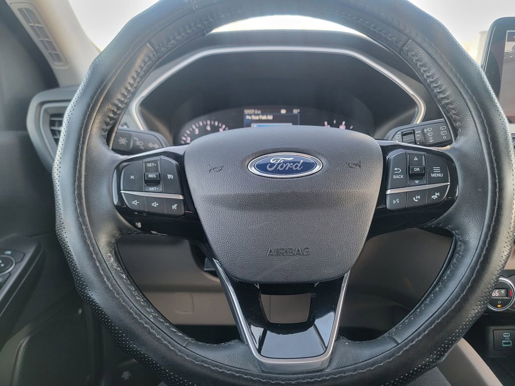 Used 2021 Ford Escape SEL image 19