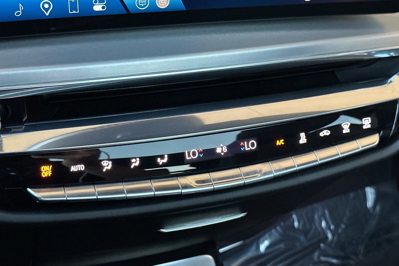 Used 2024 Cadillac Lyriq Luxury image 21