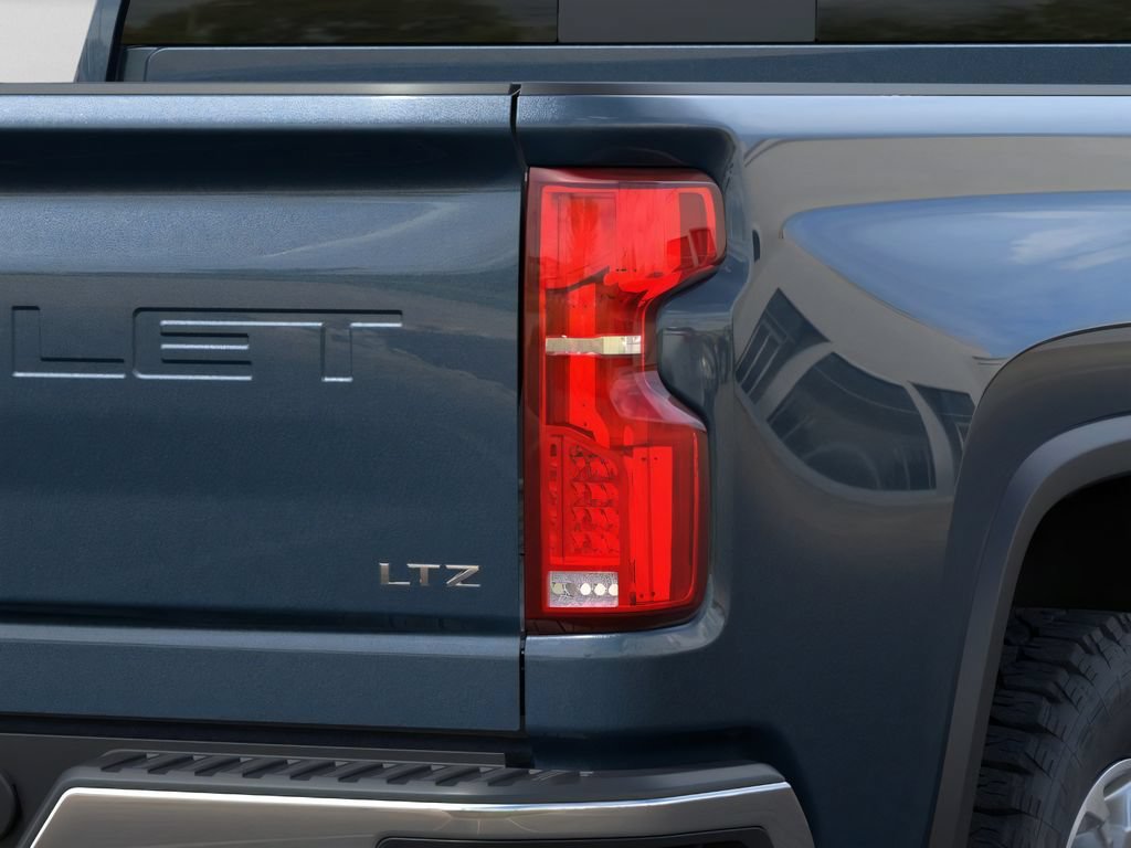 New 2026 Chevrolet Silverado 2500 LTZ w/ LTZ Premium Package AWD/4WD image 13