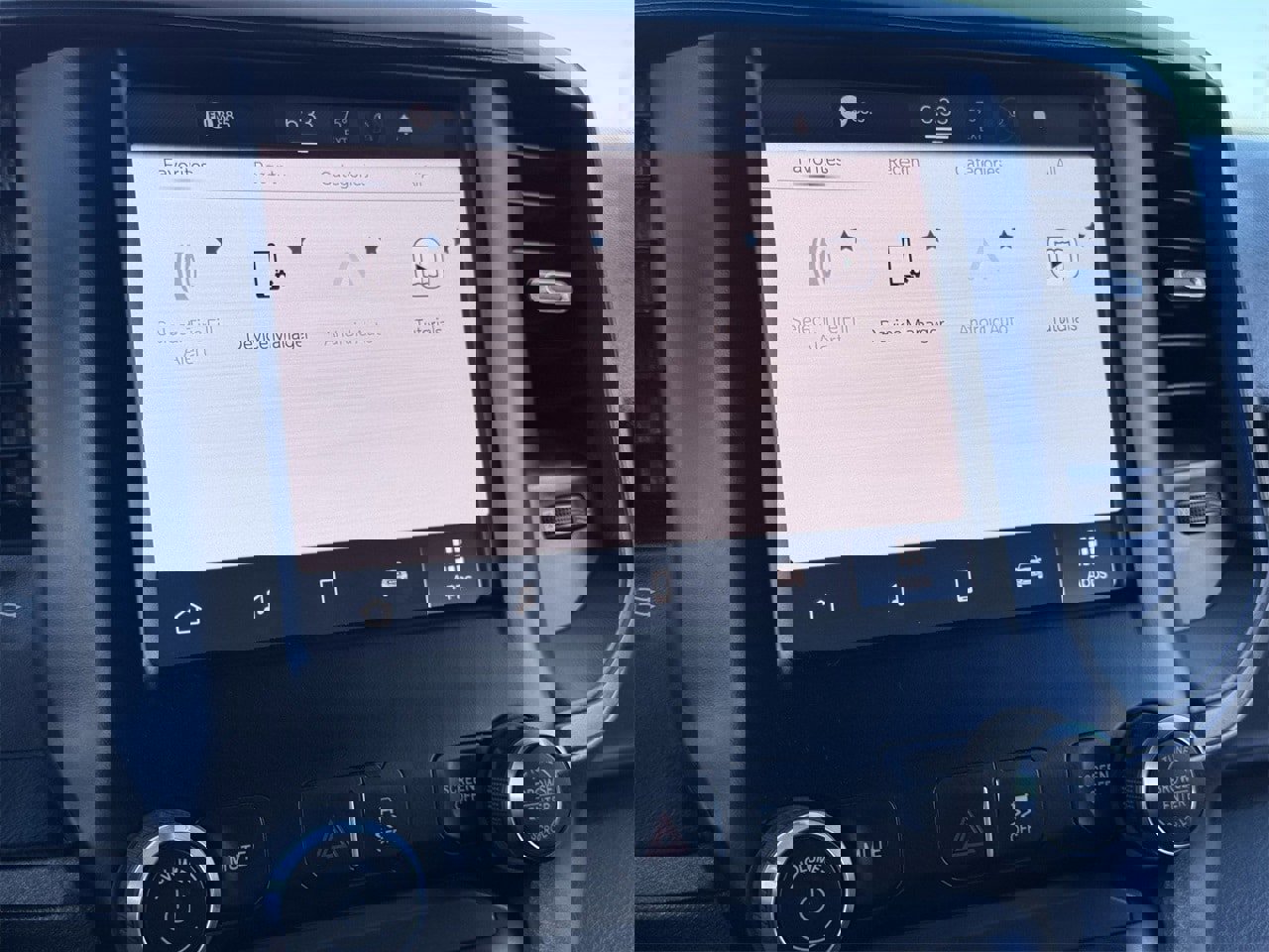 Used 2022 RAM 3500 Tradesman w/ Chrome Appearance Group image 17