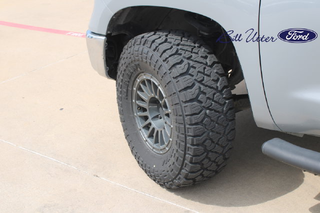 Used 2021 Toyota Tundra SR5 w/ SR5 Leather Package RWD image 9