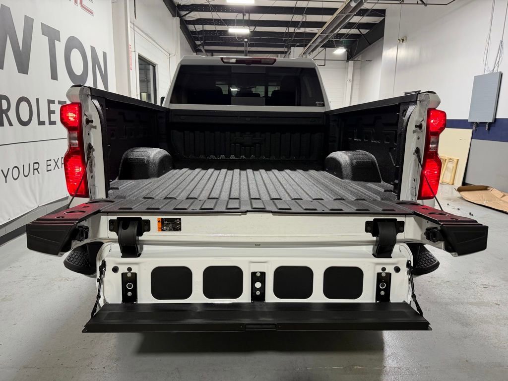 New 2026 Chevrolet Silverado 2500 LT w/ All Star Edition image 32