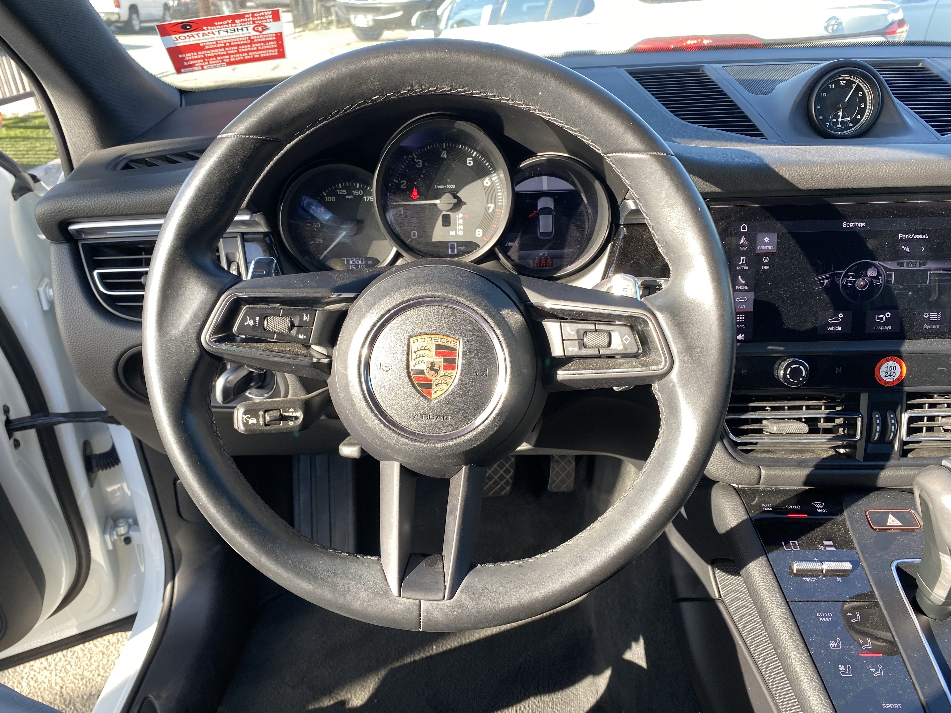 Used 2023 Porsche Macan AWD/4WD image 12