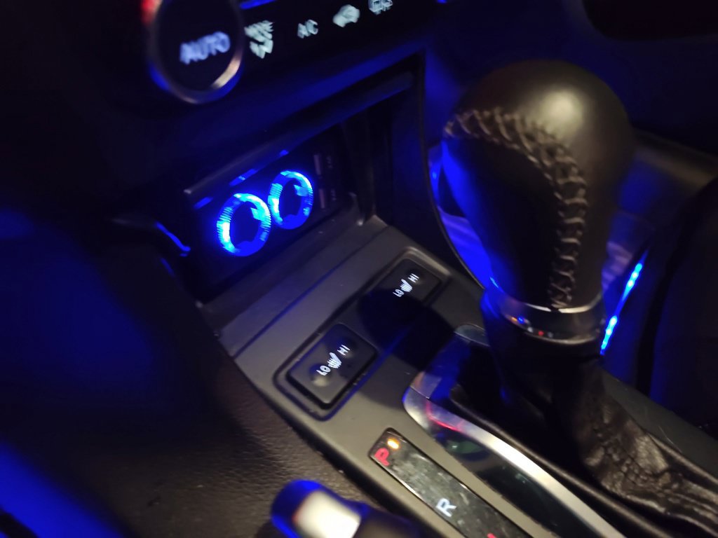 Used 2020 Acura ILX w/ Premium & A-SPEC Package FWD image 10