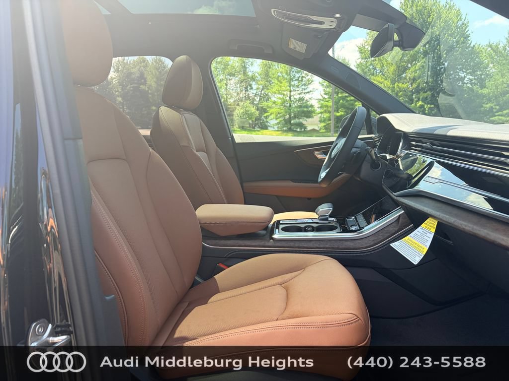 Used 2026 Audi Q7 2.0T Premium Plus w/ Premium Plus Package AWD/4WD image 28