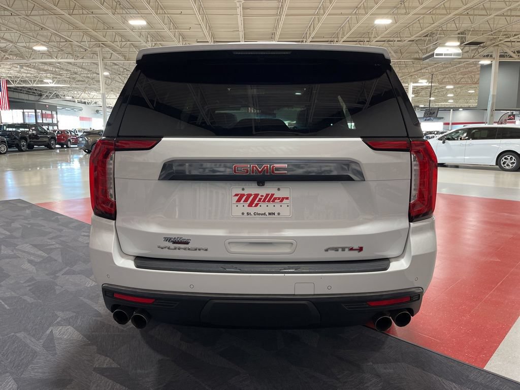Certified 2023 GMC Yukon AT4 w/ Technology Package AWD/4WD image 4