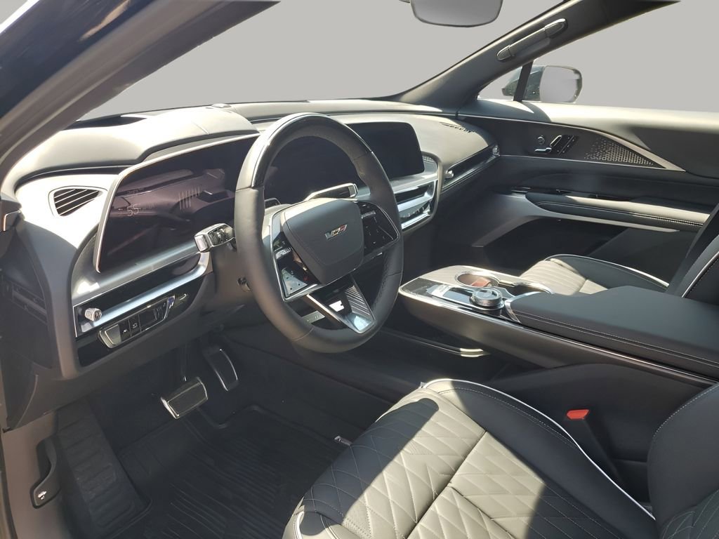 New 2026 Cadillac Lyriq V image 29