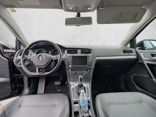 Used 2016 Volkswagen e-Golf SEL Premium image 15