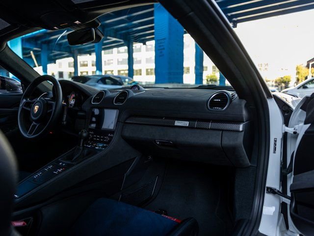 Certified 2025 Porsche 718 Cayman GT4 RS w/ Weissach Package image 35