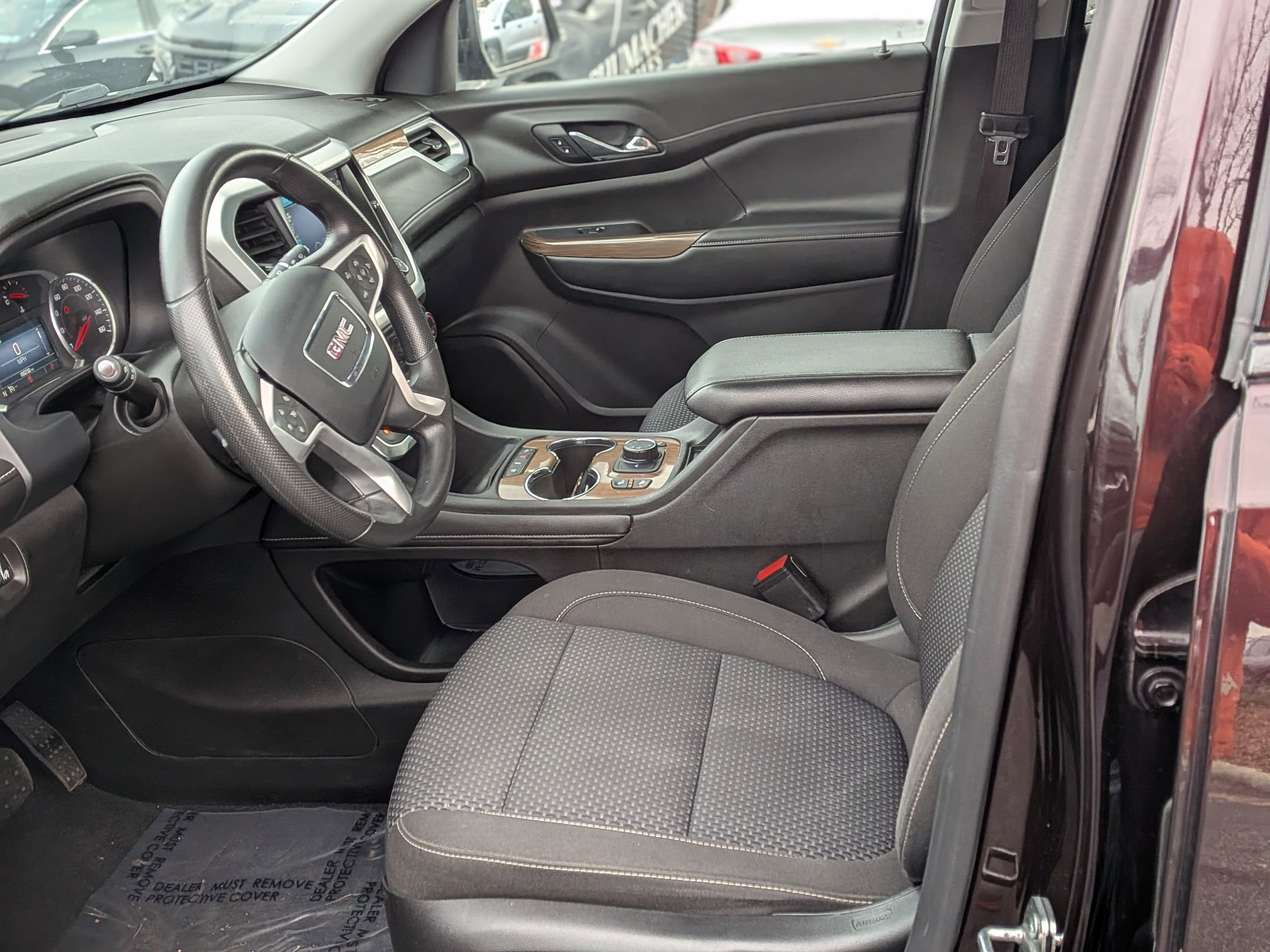 Certified 2021 GMC Acadia SLE w/ Driver Convenience Package image 16