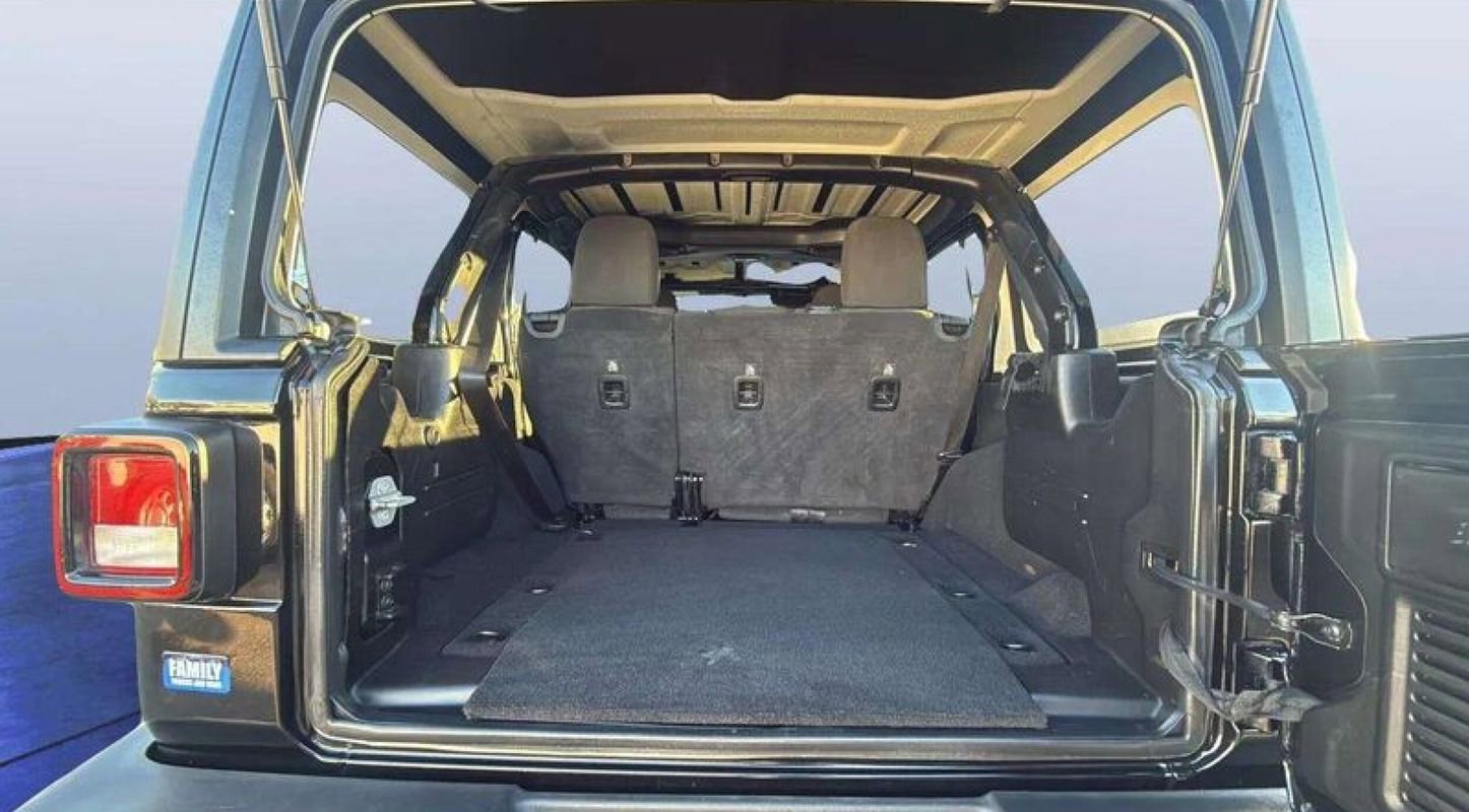 Used 2020 Jeep Wrangler Unlimited Sport S image 21