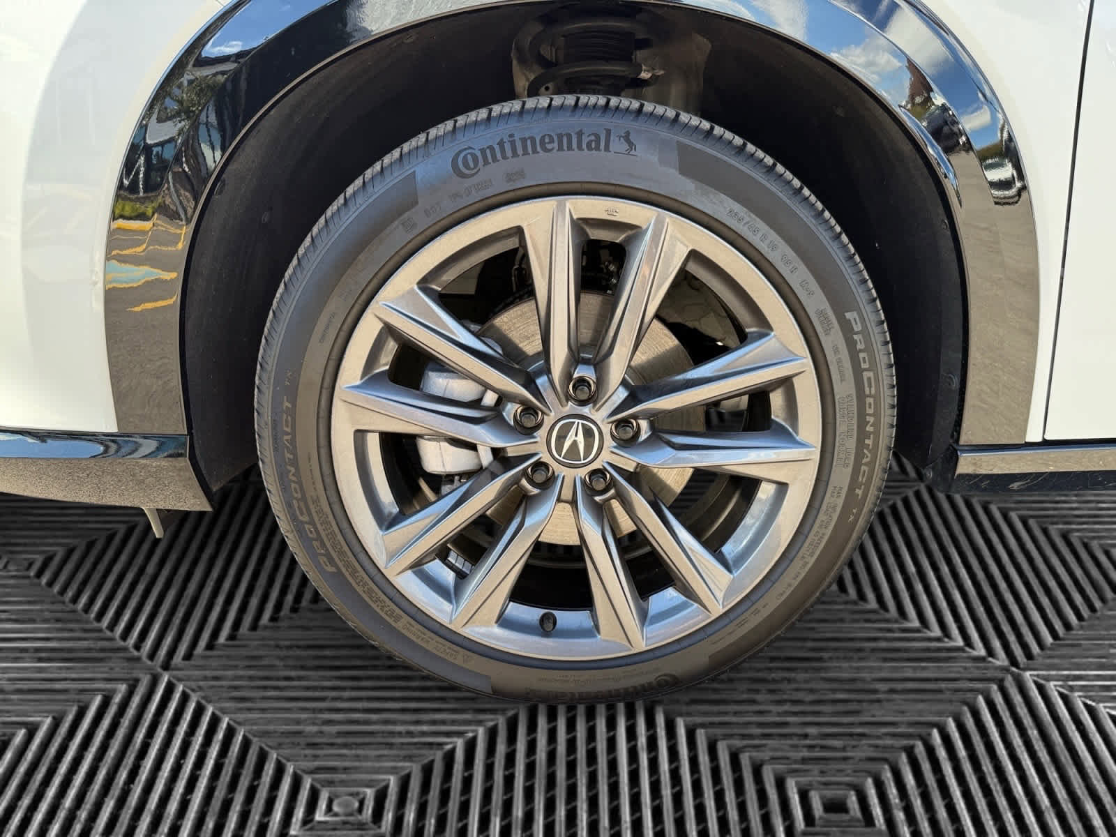 Used 2025 Acura ADX A-Spec image 9