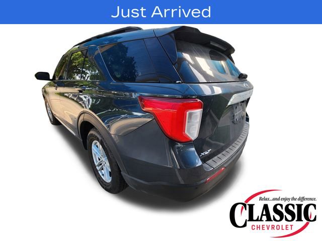 Used 2023 Ford Explorer XLT RWD image 6