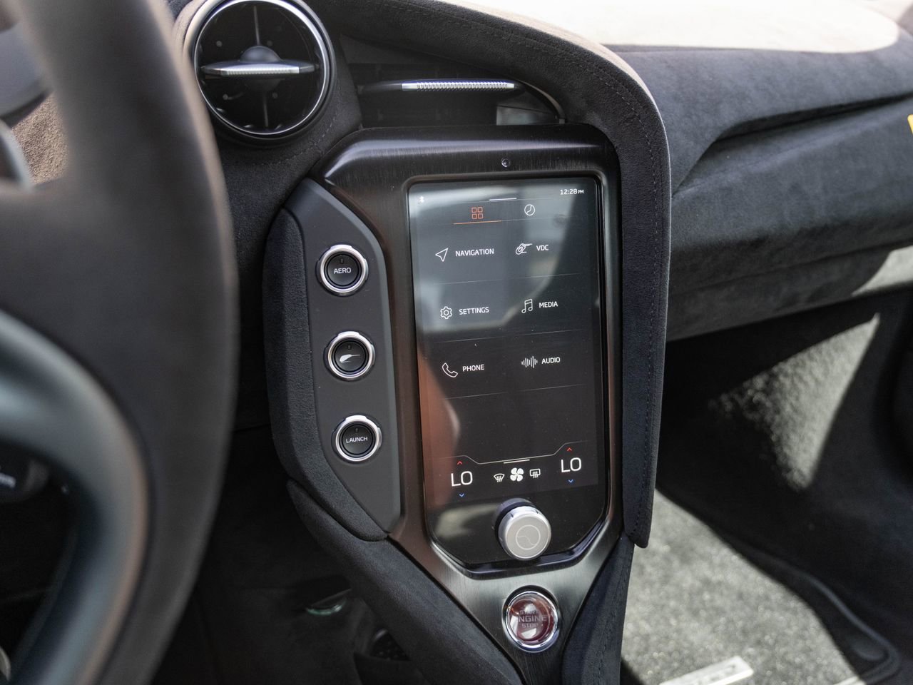 Used 2024 McLaren 750S image 27