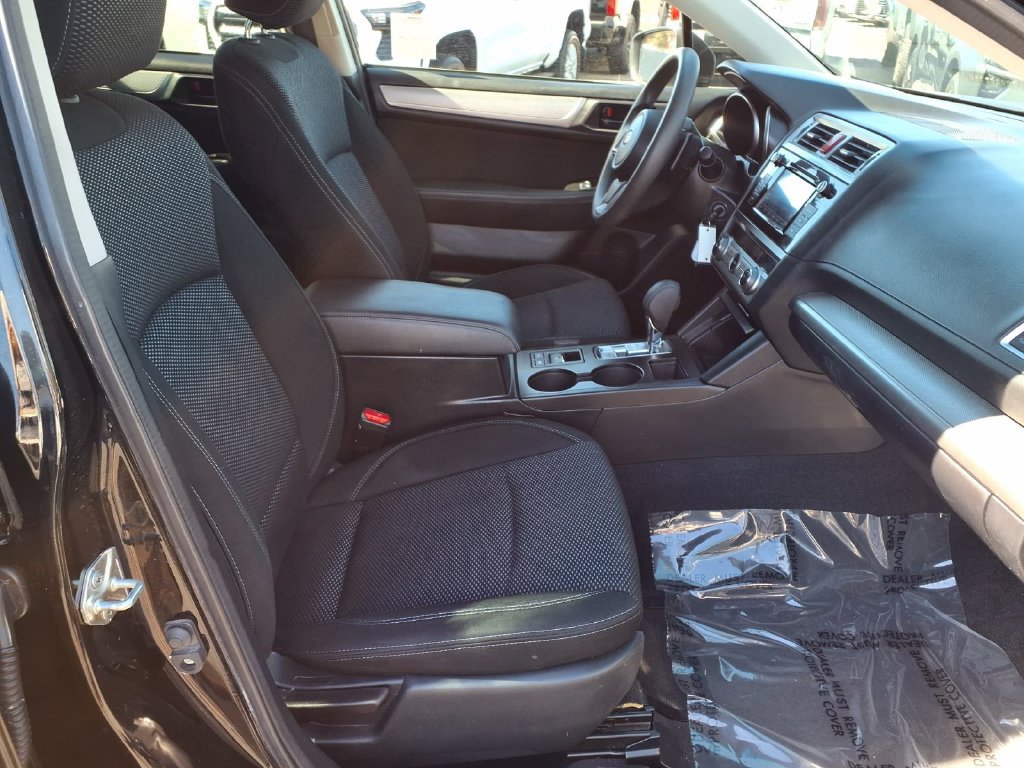 Used 2019 Subaru Outback 2.5i AWD/4WD image 35
