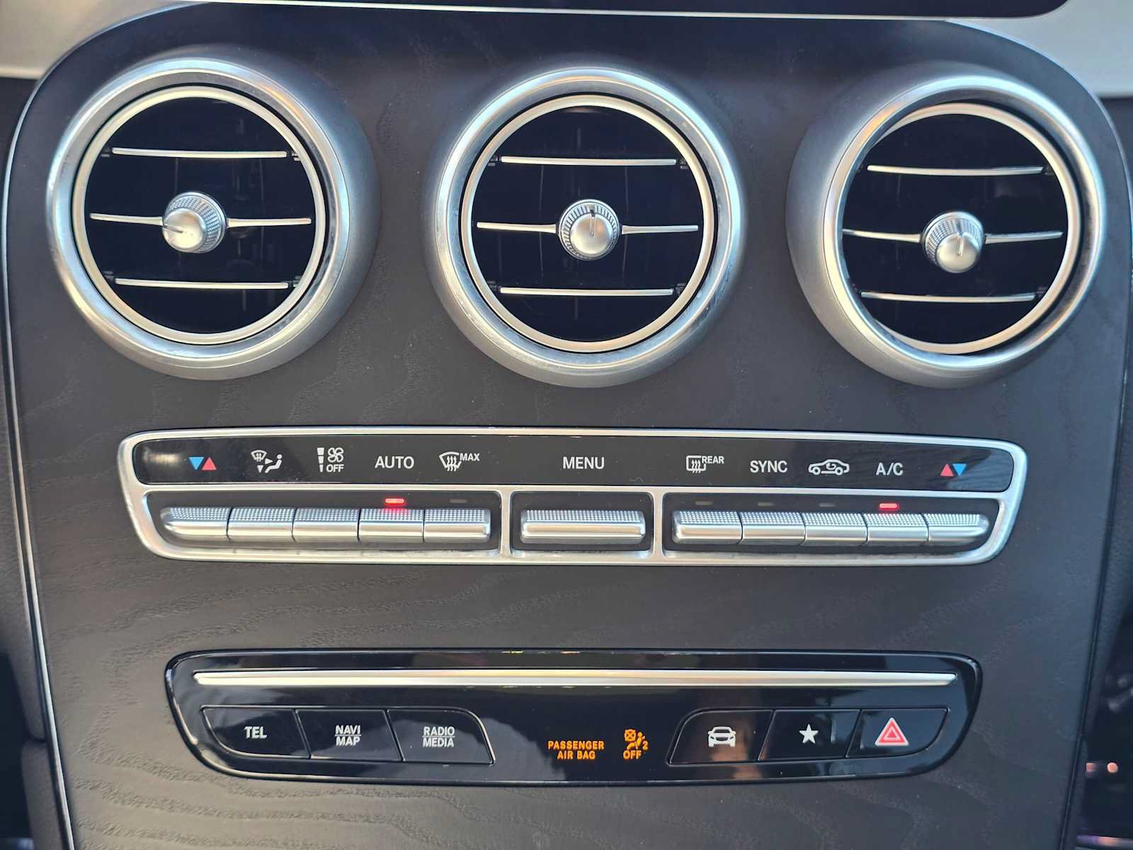 Used 2022 Mercedes-Benz GLC 300 4MATIC image 30
