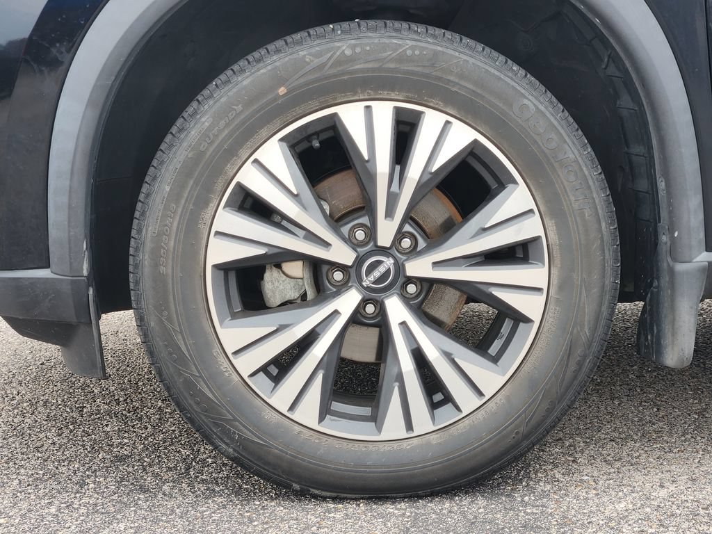 Used 2022 Nissan Rogue SV FWD image 7