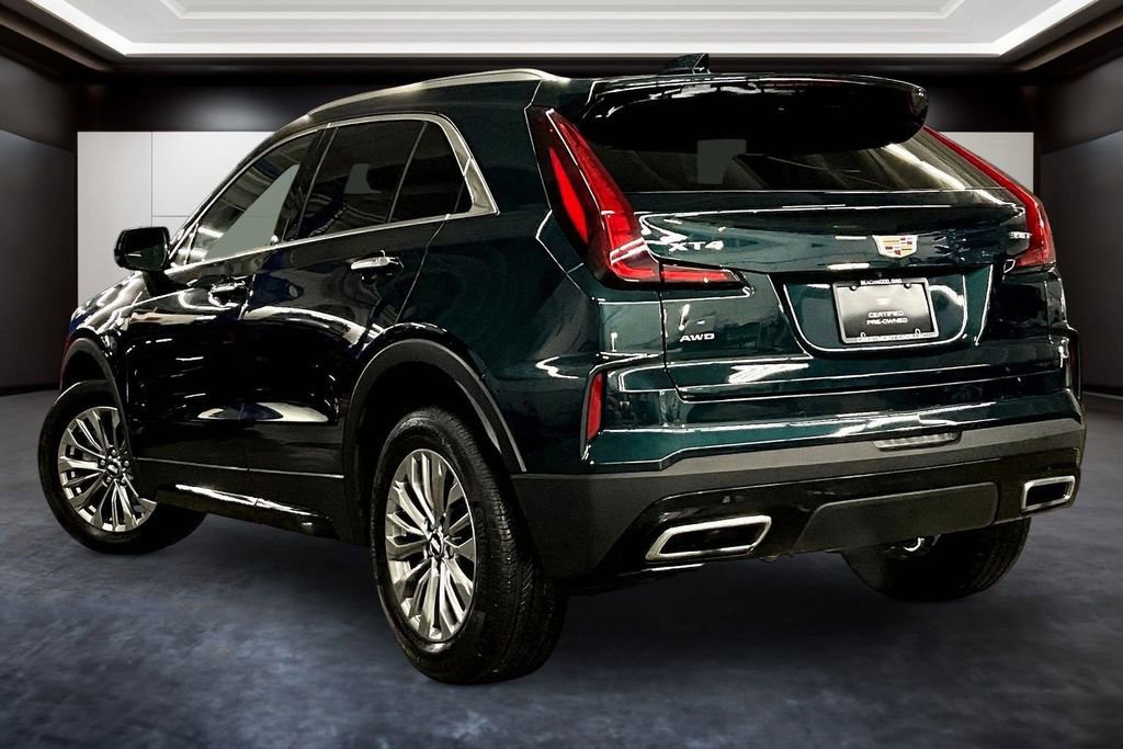 Certified 2024 Cadillac XT4 Premium Luxury w/ Cold Weather Package image 4