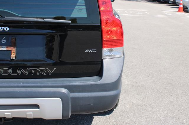Used 2006 Volvo XC70 AWD/4WD image 40