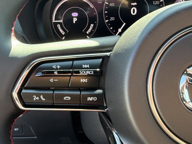 New 2025 MAZDA CX-70 Plug-In Hybrid w/ Premium Plus AWD/4WD image 17