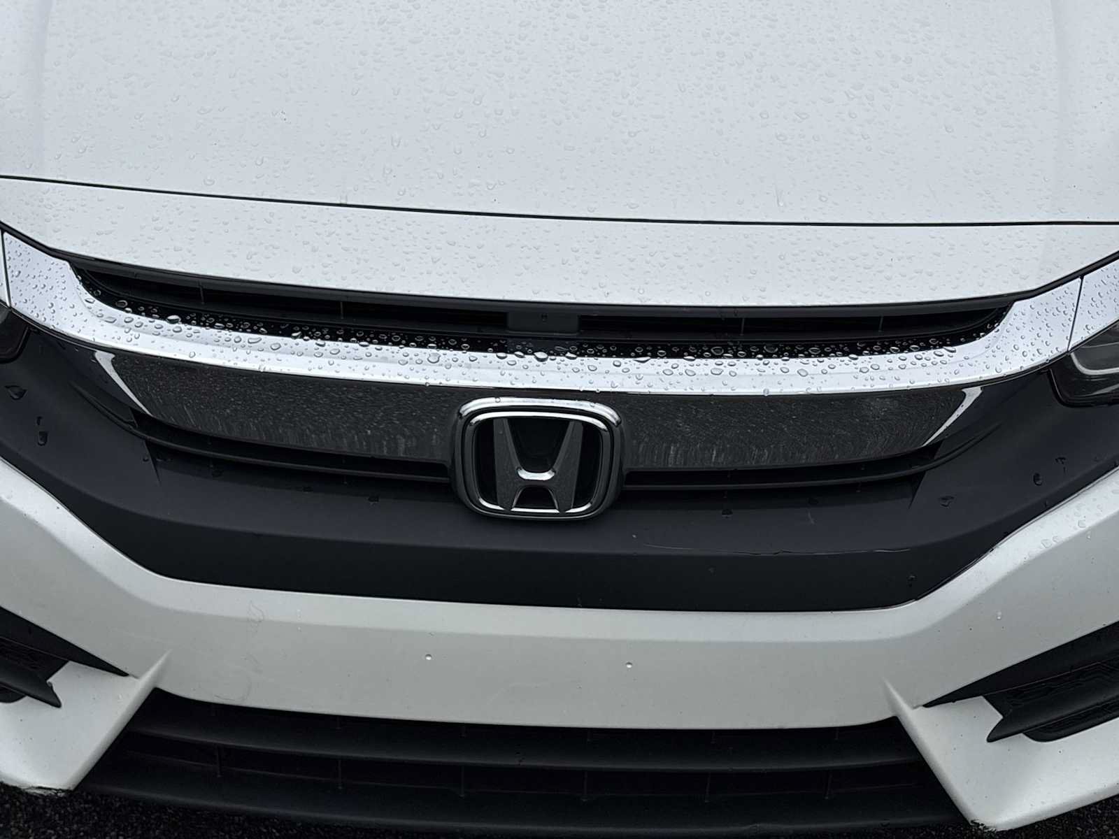Used 2017 Honda Civic EX-L image 30