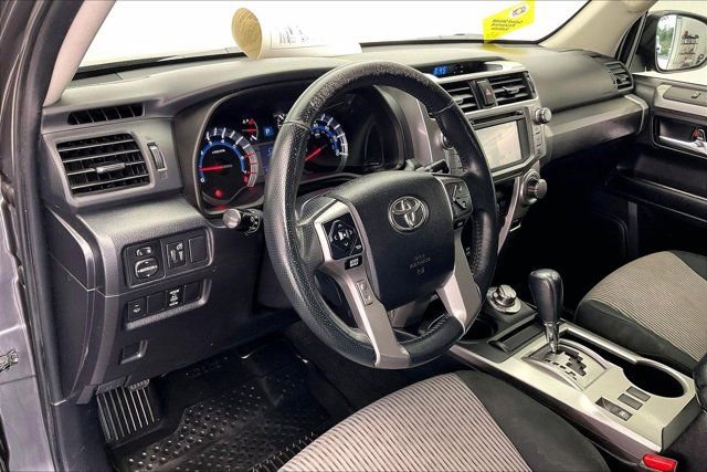 Used 2016 Toyota 4Runner SR5 AWD/4WD image 14