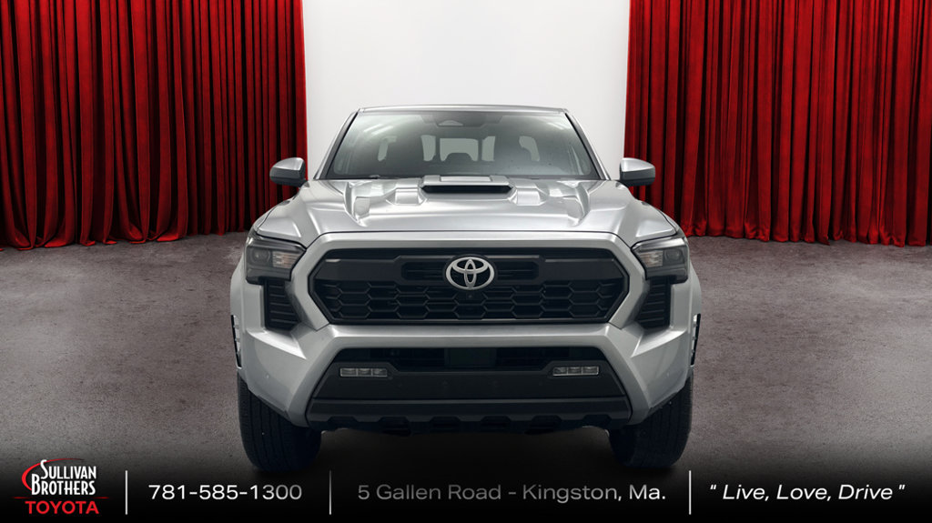 Used 2024 Toyota Tacoma TRD Sport w/ TRD Sport Premium Package AWD/4WD image 2