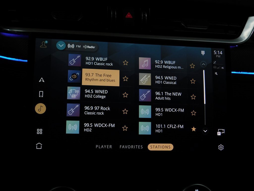 Used 2024 Jaguar F-PACE SVR image 60