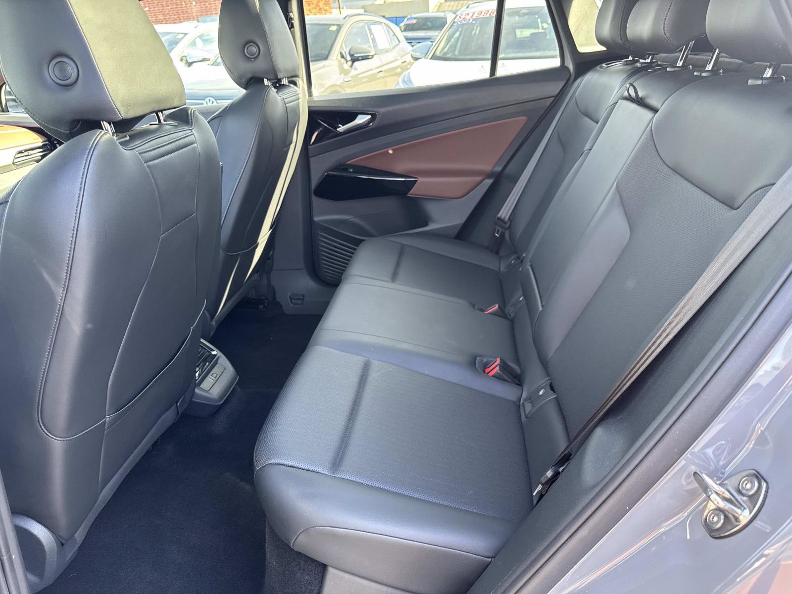 Certified 2022 Volkswagen ID.4 Pro S image 10