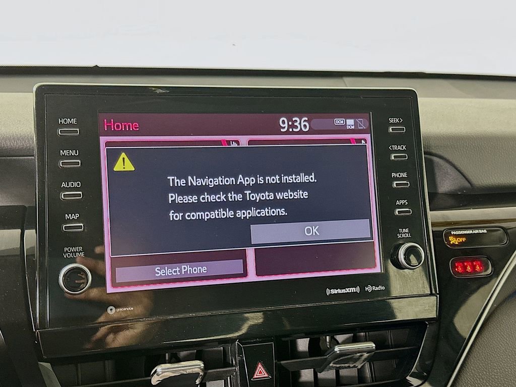 Used 2023 Toyota Camry XSE image 18